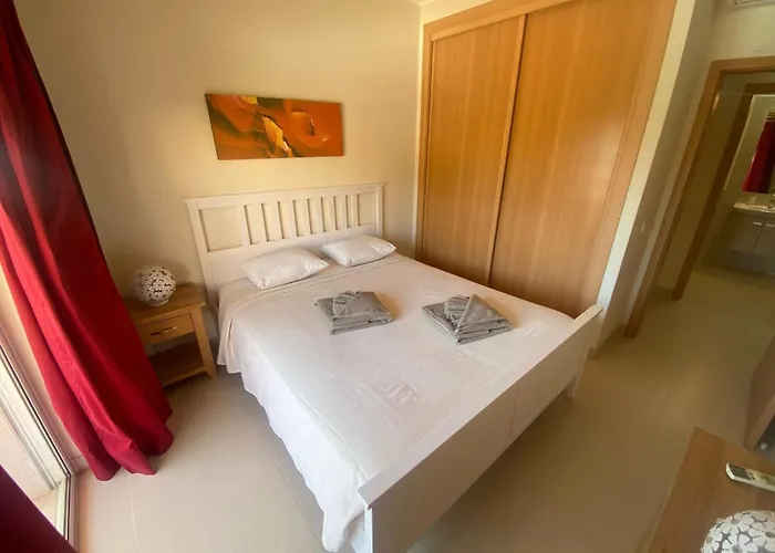 Royal Al T3 アパート